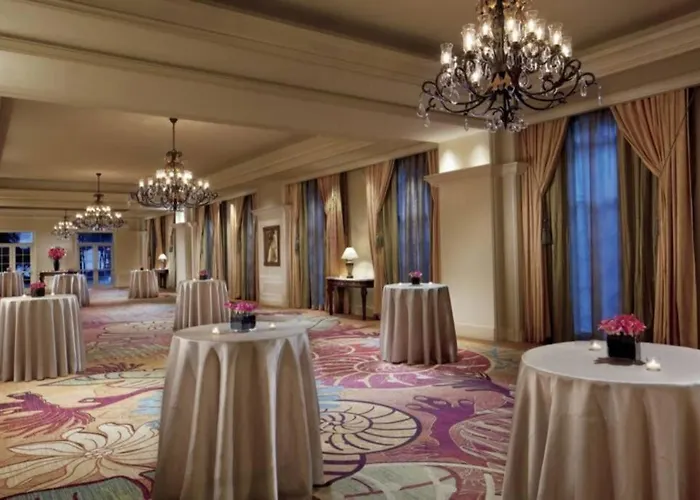 Stunning Studio Apartment Located At The Ritz Carlton-Key Biscayne