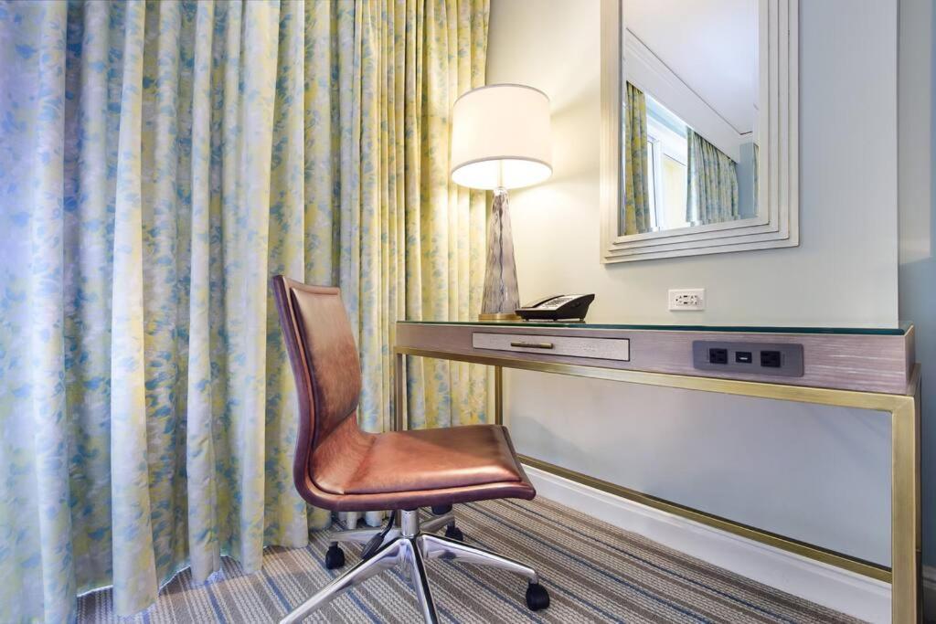Stunning Located At The Ritz Carlton-key Biscayne Ferienhaus